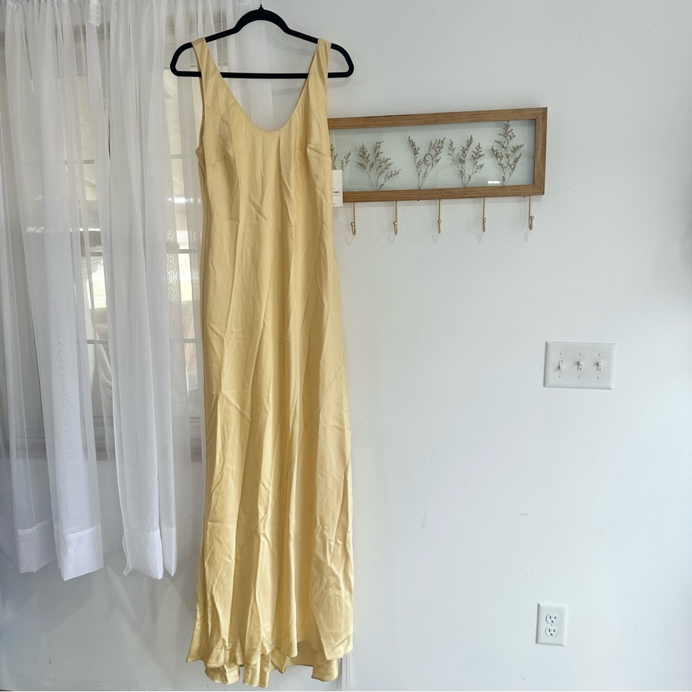 NEW Reformation Sapphira Satin Maxi Dress Blonde Yellow NWT - Picture 3 of 7